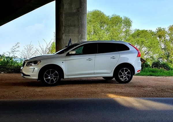 Volvo XC 60 cena 75900 przebieg: 166000, rok produkcji 2016 z Jawor małe 436